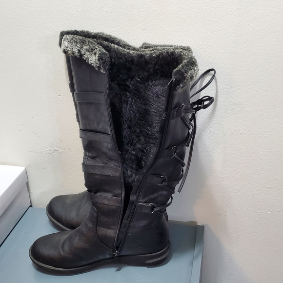 Winter Boots - Picture 4 of 5